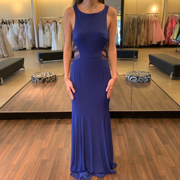 jersey gown with sheer sides and back panels. - Picture 1 of 2